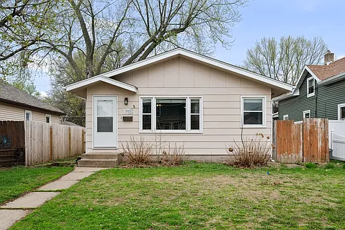 1815 Cody St Photo 1