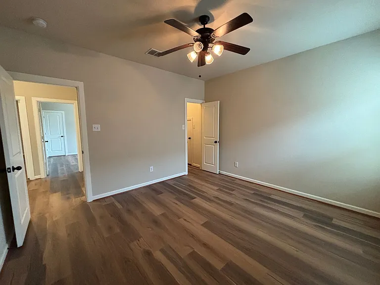 2908 N Umberland Dr — Photo 30