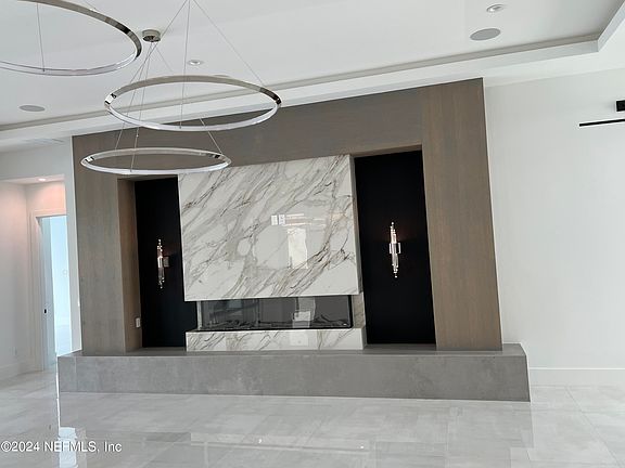 4th image of 900 GOLDEN BEAR Drive