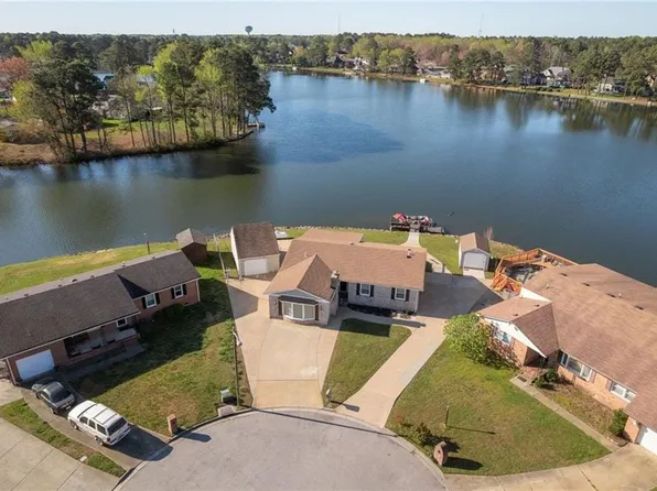 7 Welcome Ct, Portsmouth, VA 23701