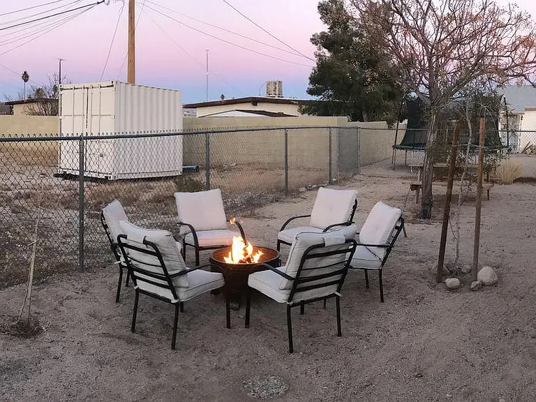 6577 Desert Queen Ave — Photo 37