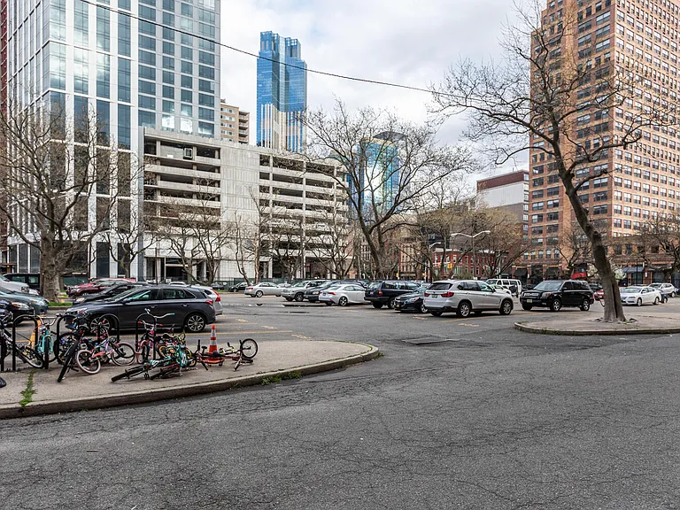 270 Luis M Marin Blvd #5F — Photo 11