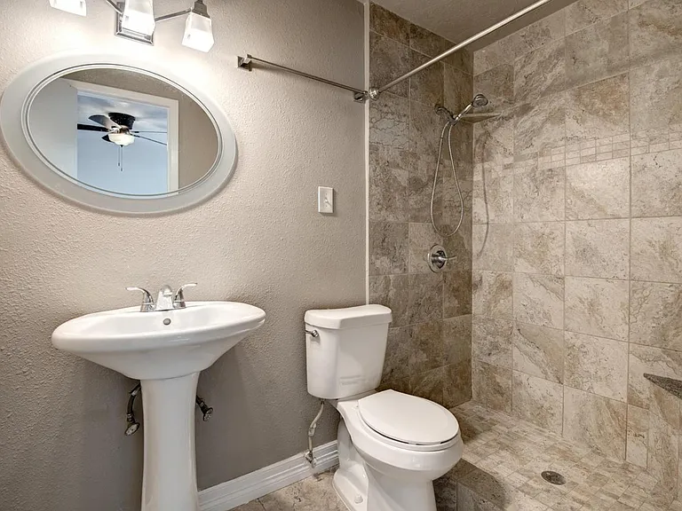 3 Kino Ct — Photo 16