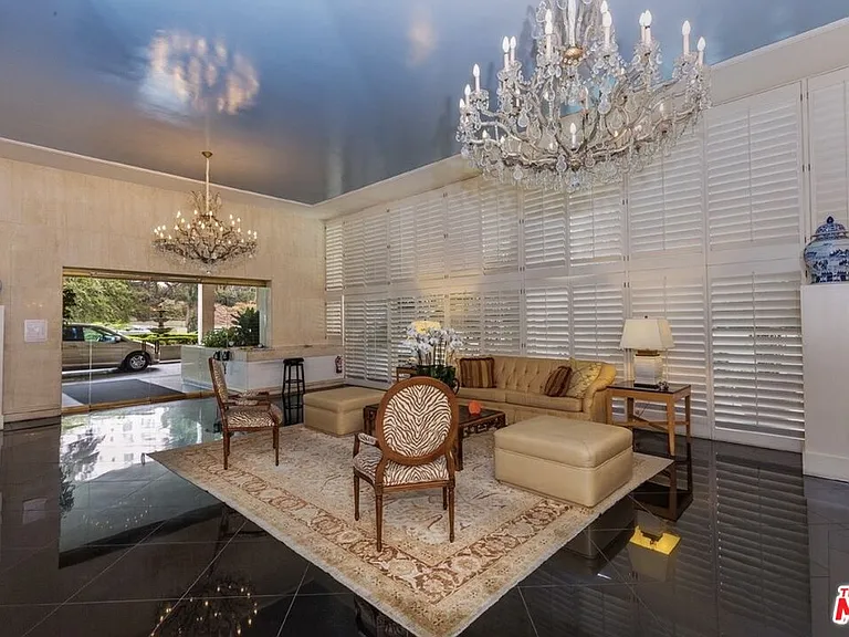 10433 Wilshire Blvd #407 — Photo 6