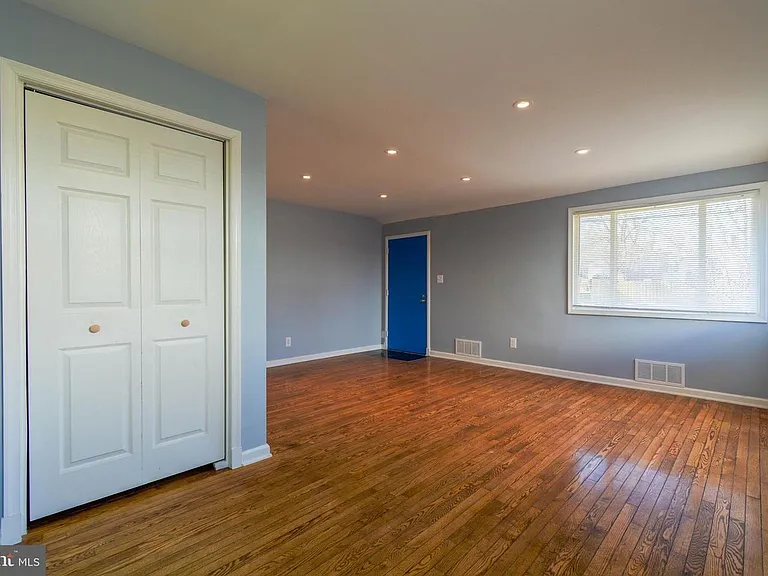 6709 22nd Pl — Photo 15