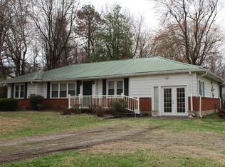 111 Nolan Dr, Paducah, KY 42003