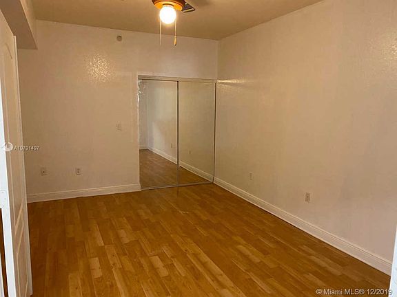 5th image of 10700 NW 66th St APT 107