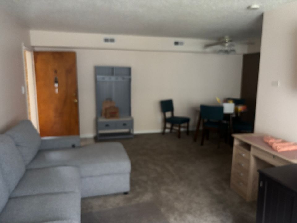 1st image of 117 Harrington Ave #4