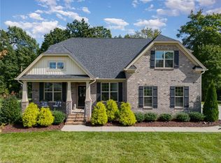 7612 Mary Ellen Ct, Greensboro, NC 27409