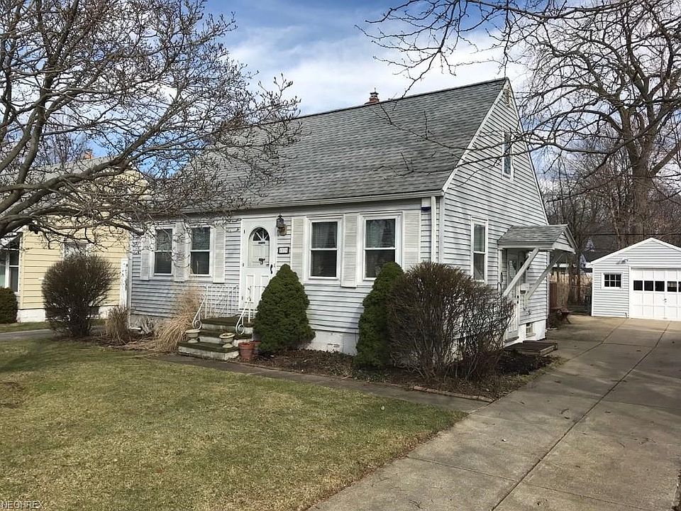 1st image of 4379 W 187th St