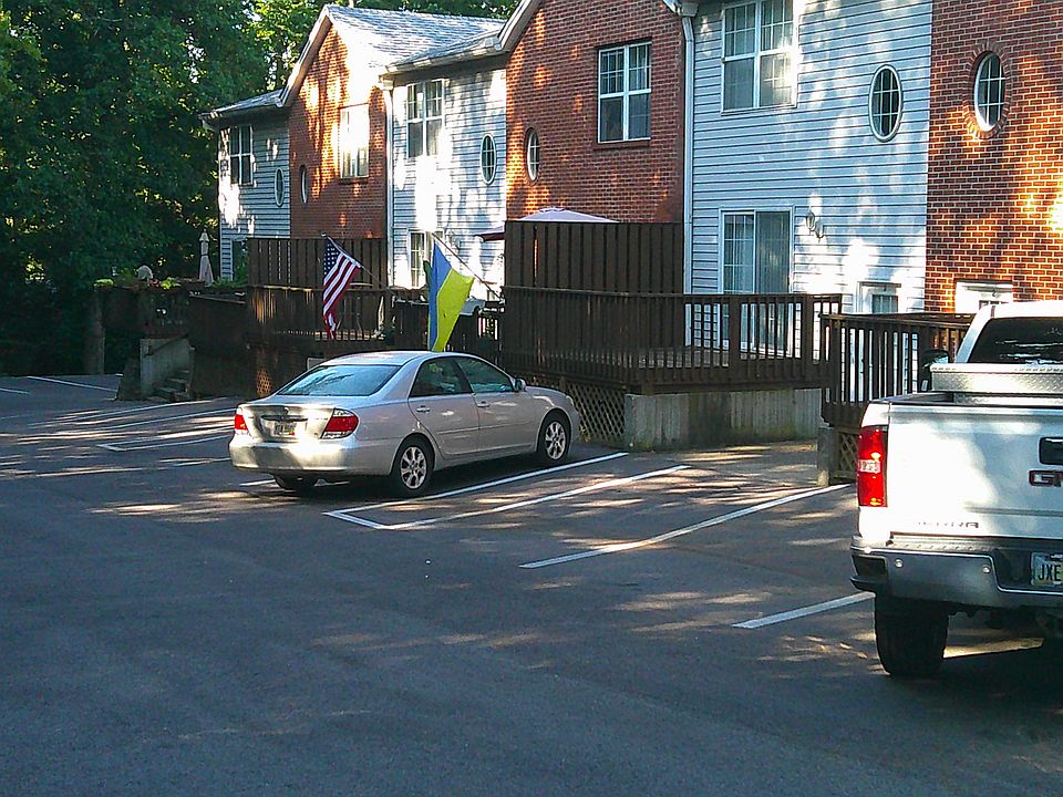 1st image of 3781 E Kemper Rd