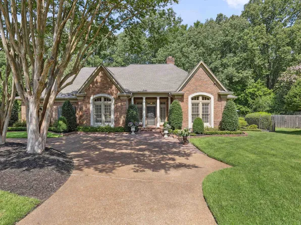 9598 Spring Hollow Cv E, Germantown, TN 38139
