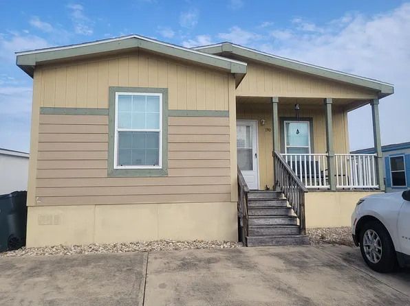 190 Alhambra Dr, San Marcos, TX 78666