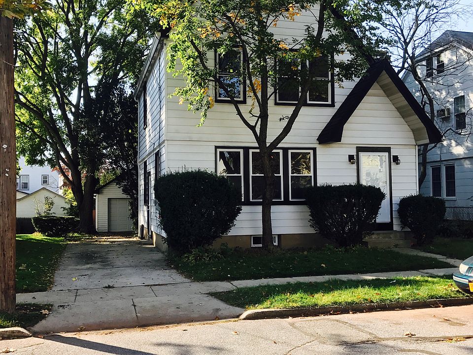 1st image of 62 Princeton St