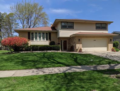1610 E Greenwood Dr, Mount Prospect, IL, 60056