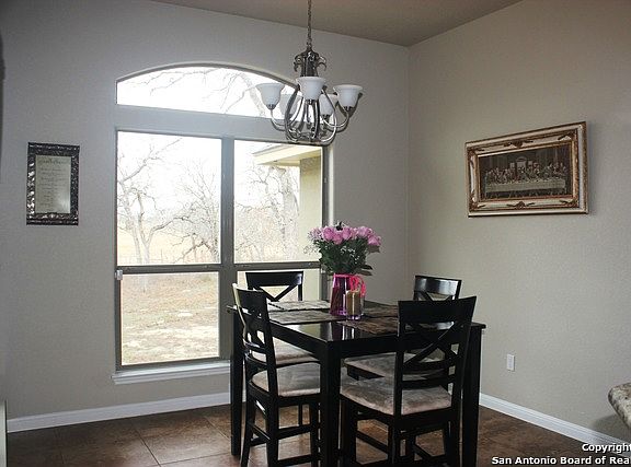 5th image of 217 Great Oaks Blvd