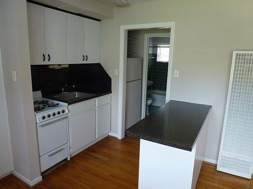 4th image of 4403 Woodhead St APT 4