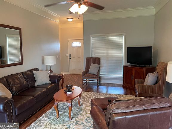 4th image of 308 Haven Way