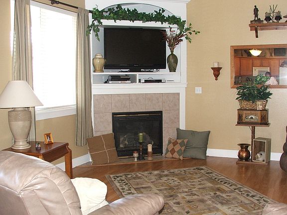 Living room with gas fireplace