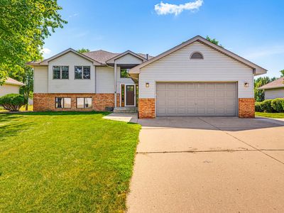 160 Orchard Ave SE, Hutchinson, MN, 55350