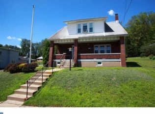 230 Lauderburn Ave, Weatherly, PA 18255