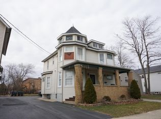 726 N Jackson St, Waukegan, IL