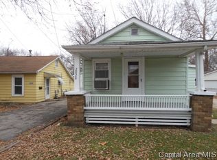 2828 S 12th St, Springfield, IL 62703