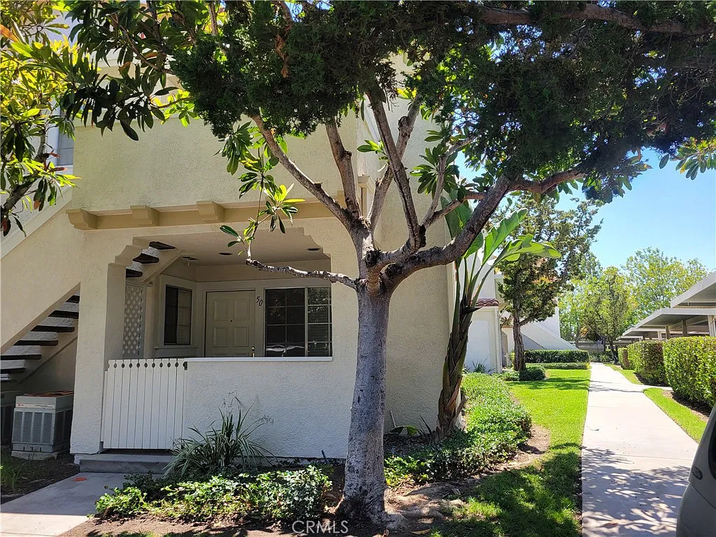2 bed, 618 sqft, $2,595 — Photo 1