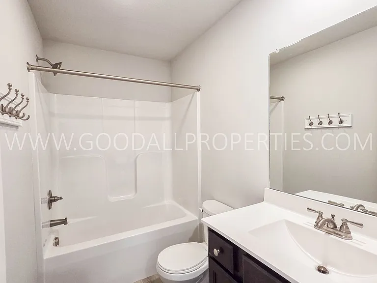 18203 Alpine Dr — Photo 7