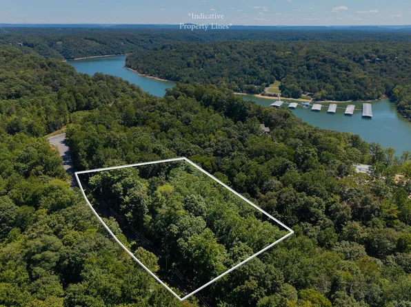 11 Hidden Pointe Ln, Sparta, TN 38583