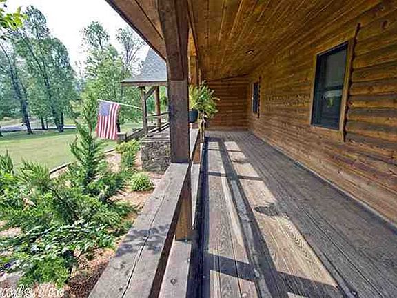 2nd image of 181 Clubhouse Ln