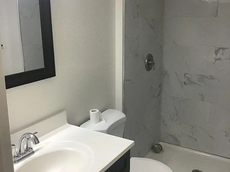 52710 Avenida Mendoza — Photo 16