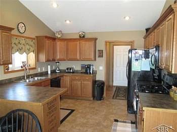 4th image of 3575 Lamplighter Dr