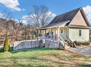 2600 Old Clyde Rd, Clyde, NC 28721