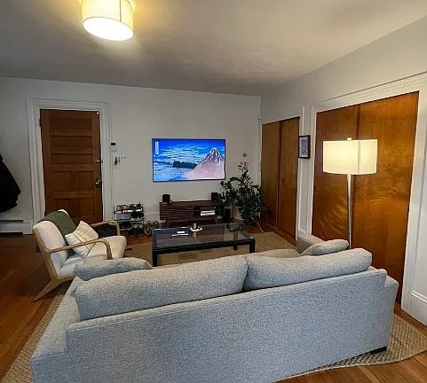 5th image of 383 Broadway #2
