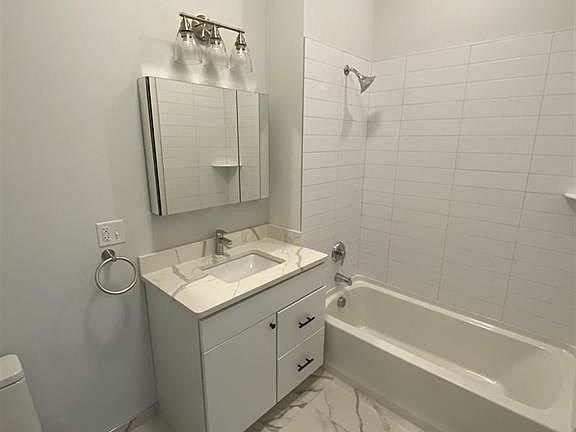 4th image of 275 Broadway #202