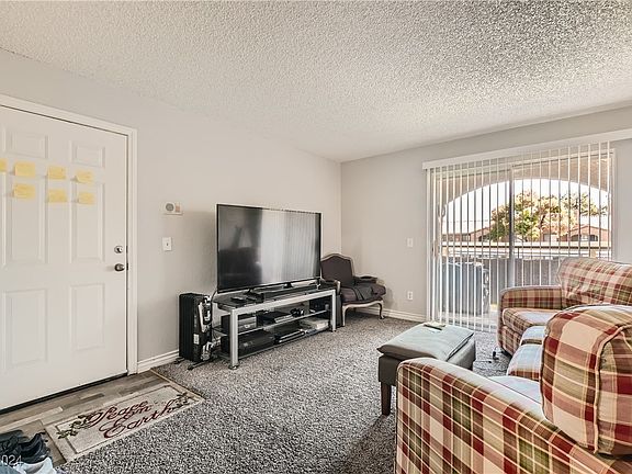 3rd image of 221 Mission Catalina Ln APT 103