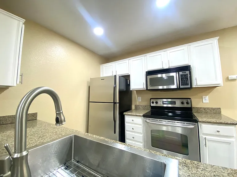 3324 Red Cedar Ter — Photo 5