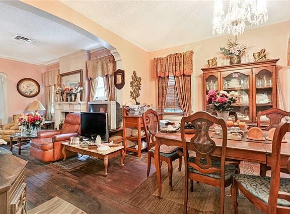 5th image of 4008 Fairmont Dr