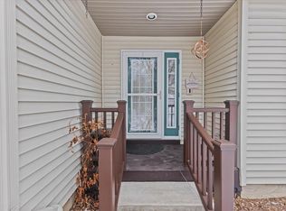 207 Bittersweet Cir, Williston, VT 05495