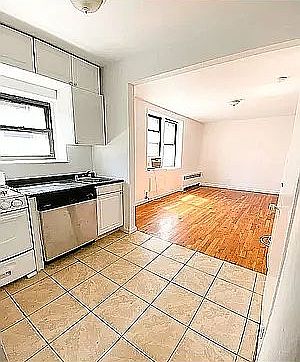 2nd image of 100 Lex Ave #4C