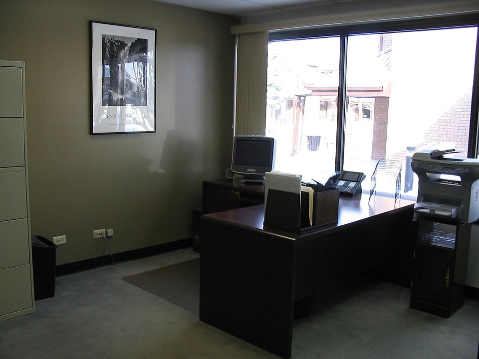 Large Mian Window Office