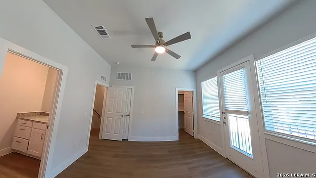 330 E Carson St #3103 — Photo 26