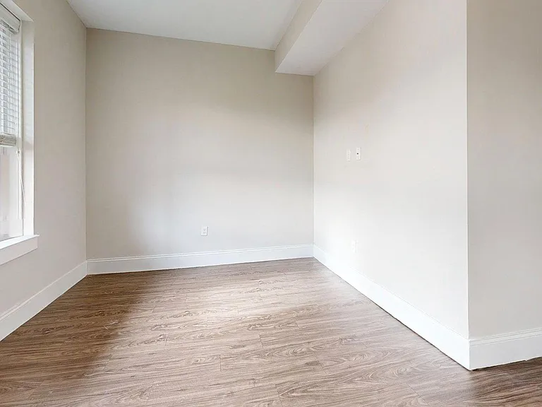133 Paris St #1 — Photo 26