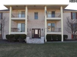 7349 Eisenhower Dr UNIT 4, Youngstown, OH 44512