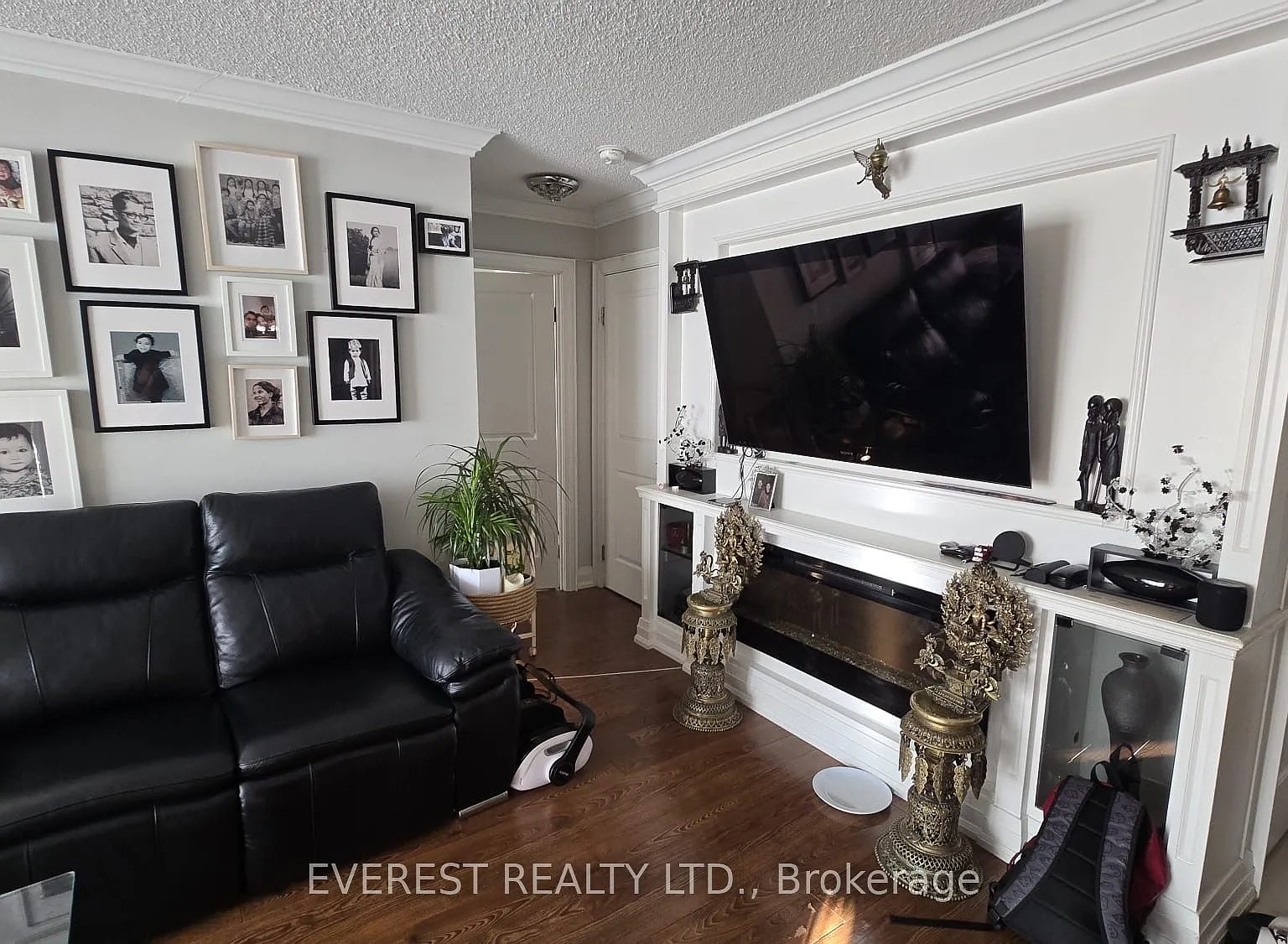2 bed, $2,700 — Photo 4
