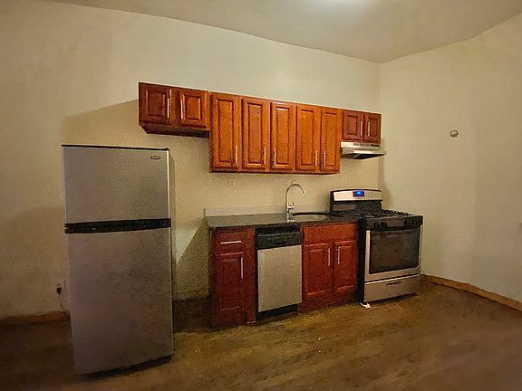 2nd image of 655 Bushwick Ave #4C