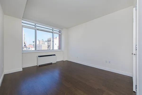 Rented by Mirador Real Estate | media 21