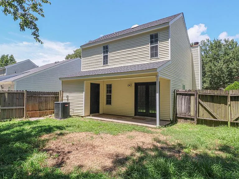 1737 James Buchanan Dr — Photo 15