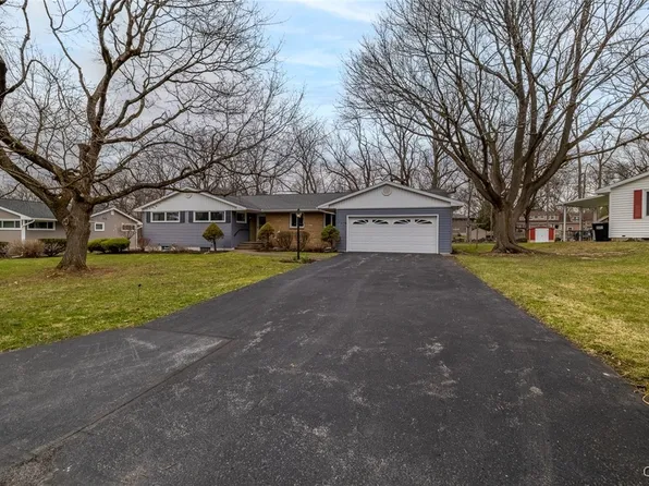 205 Sherbrooke Rd, Manlius, NY 13104